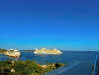 ocean view hotel and restaurant