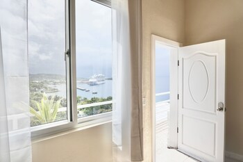 ocean view hotel and restaurant