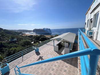 ocean view hotel and restaurant