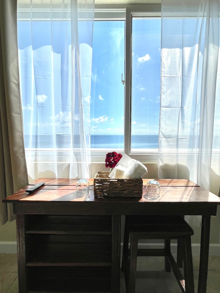 ocean view hotel and restaurant