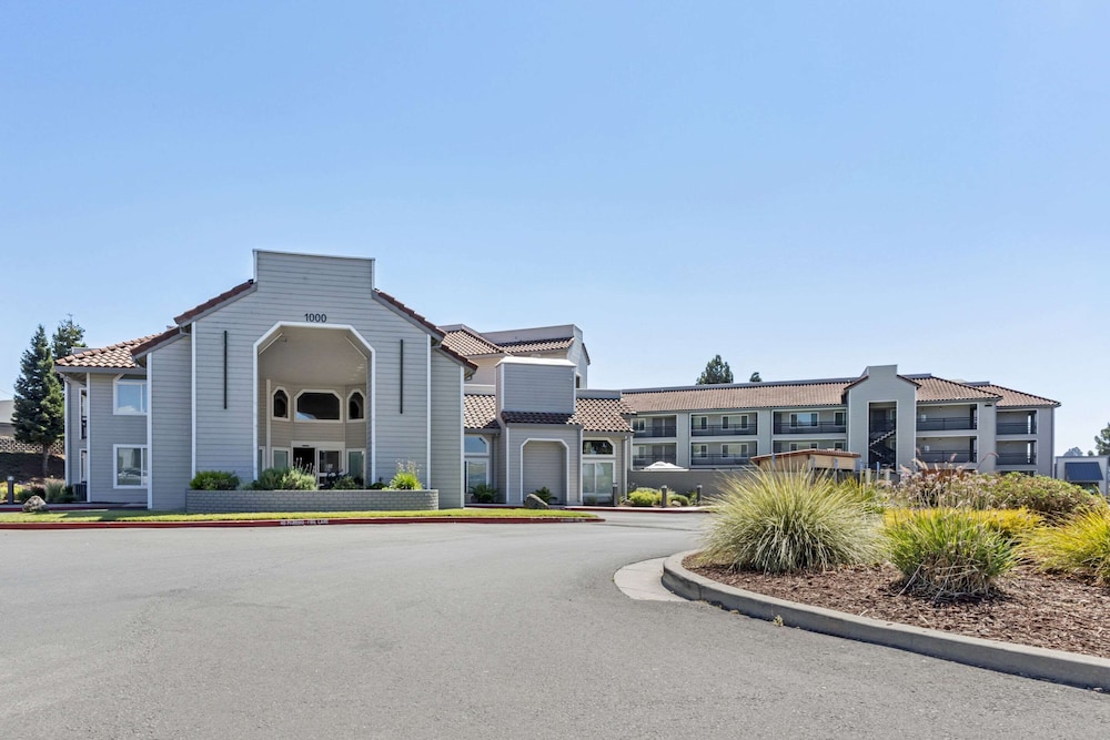 country inn and suites by radisson vallejo napa valley ca