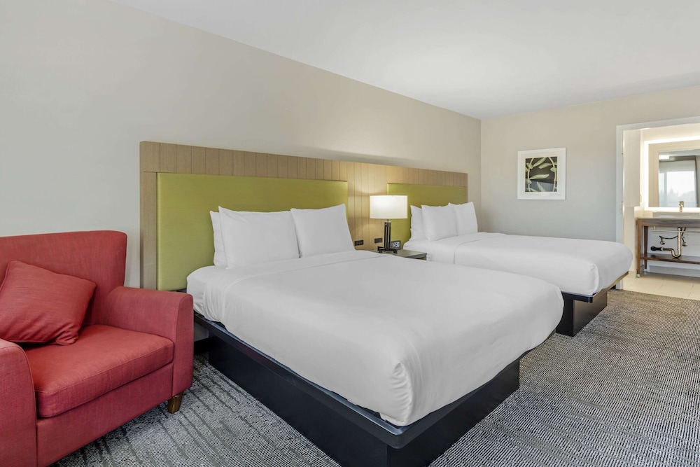 country inn and suites by radisson vallejo napa valley ca