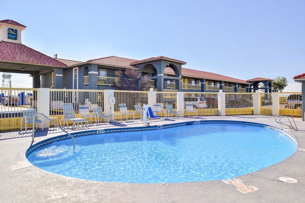 quality inn van horn