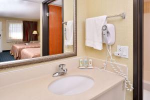 quality inn van horn