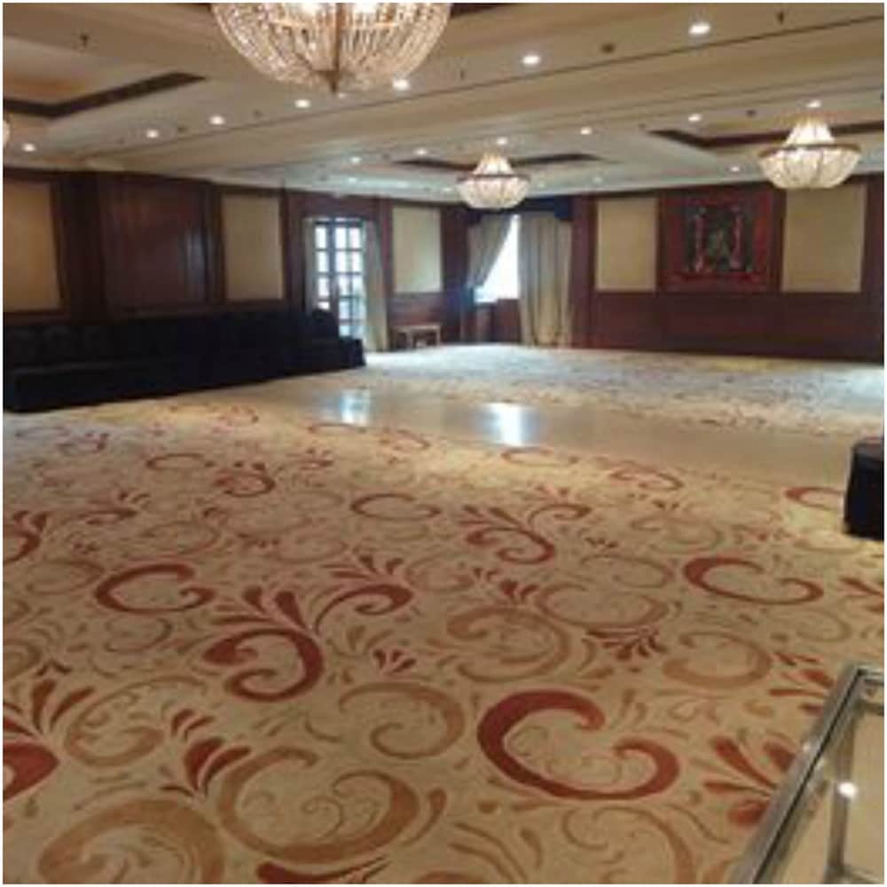 radisson hotel varanasi