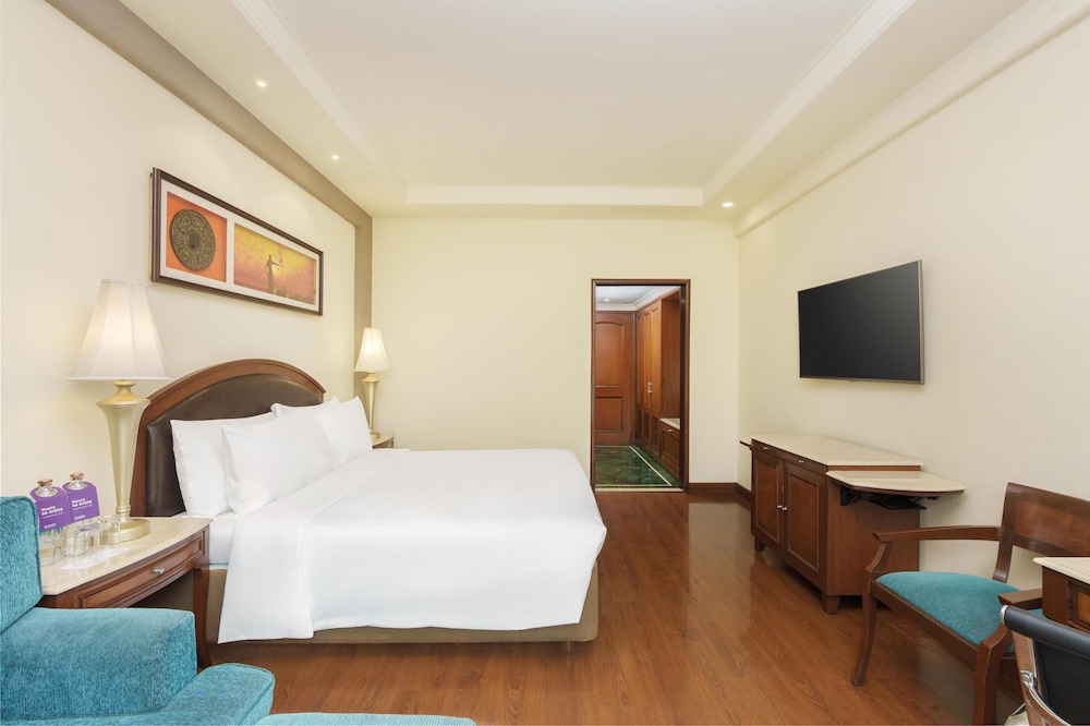 radisson hotel varanasi