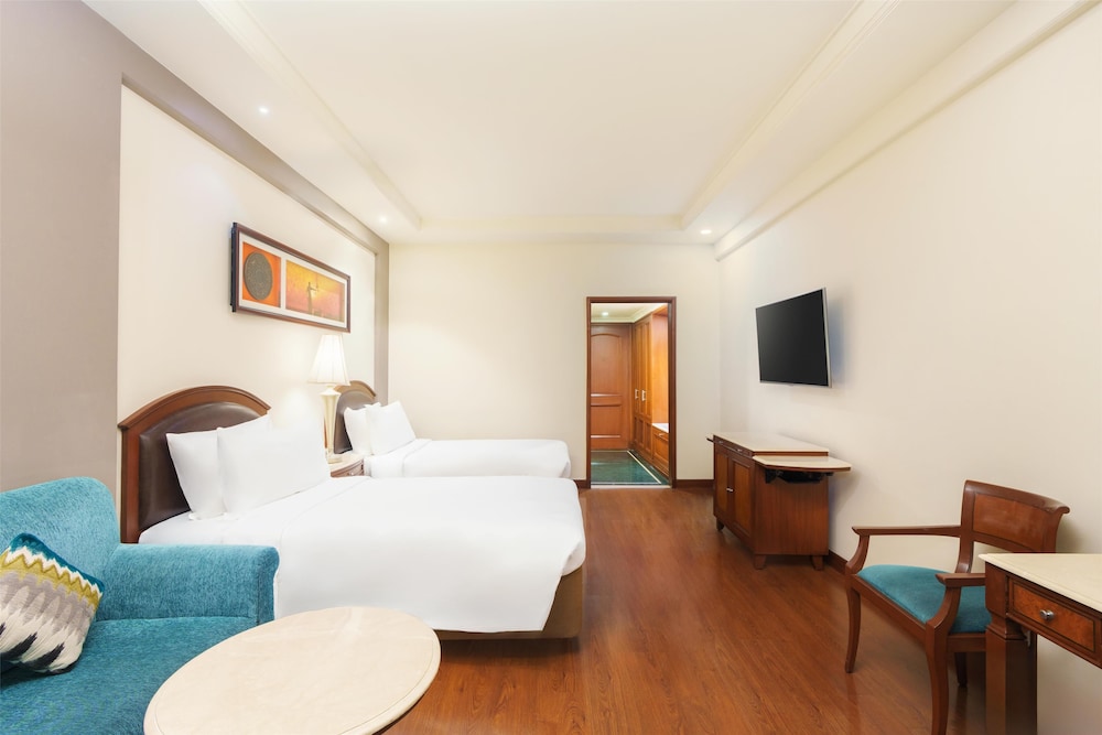 radisson hotel varanasi