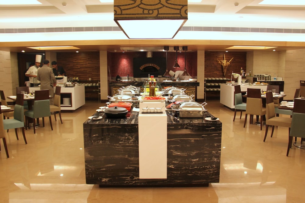 radisson hotel varanasi
