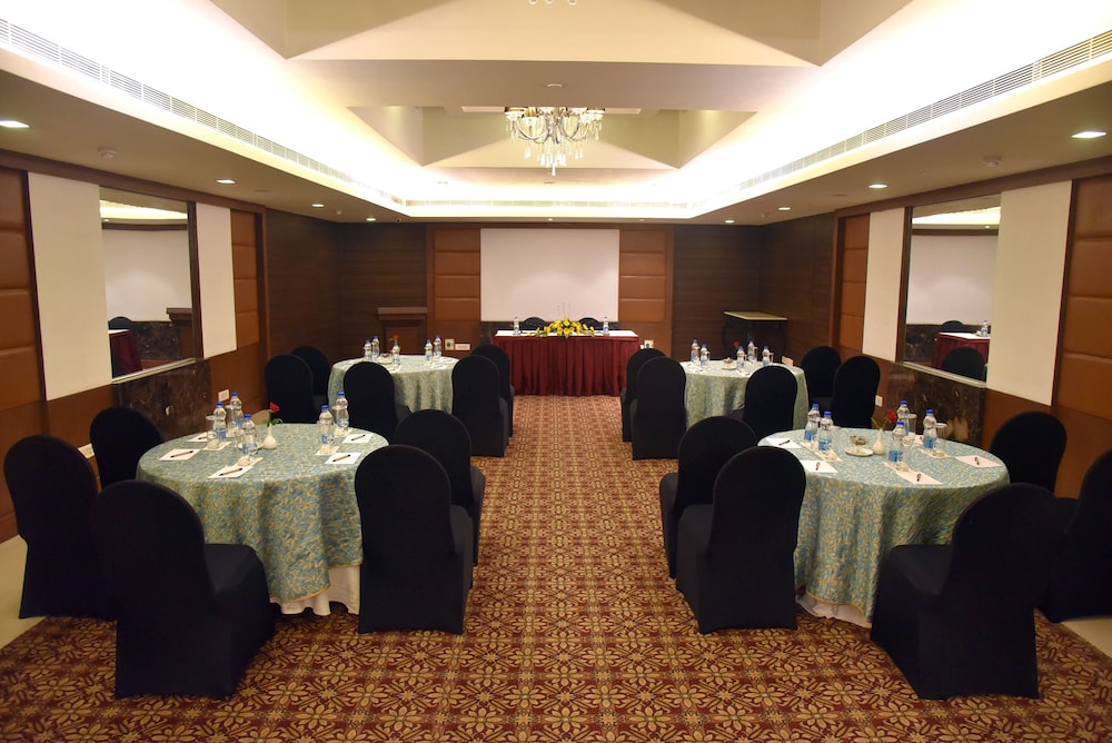radisson hotel varanasi
