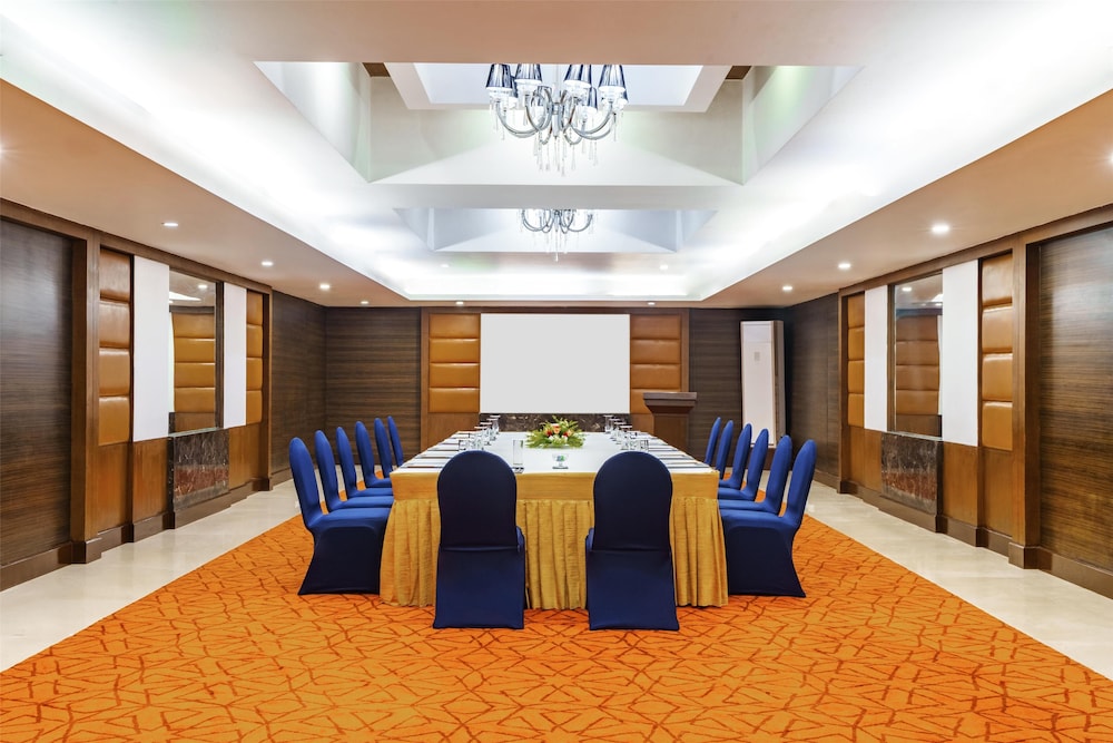radisson hotel varanasi