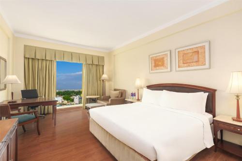 radisson hotel varanasi