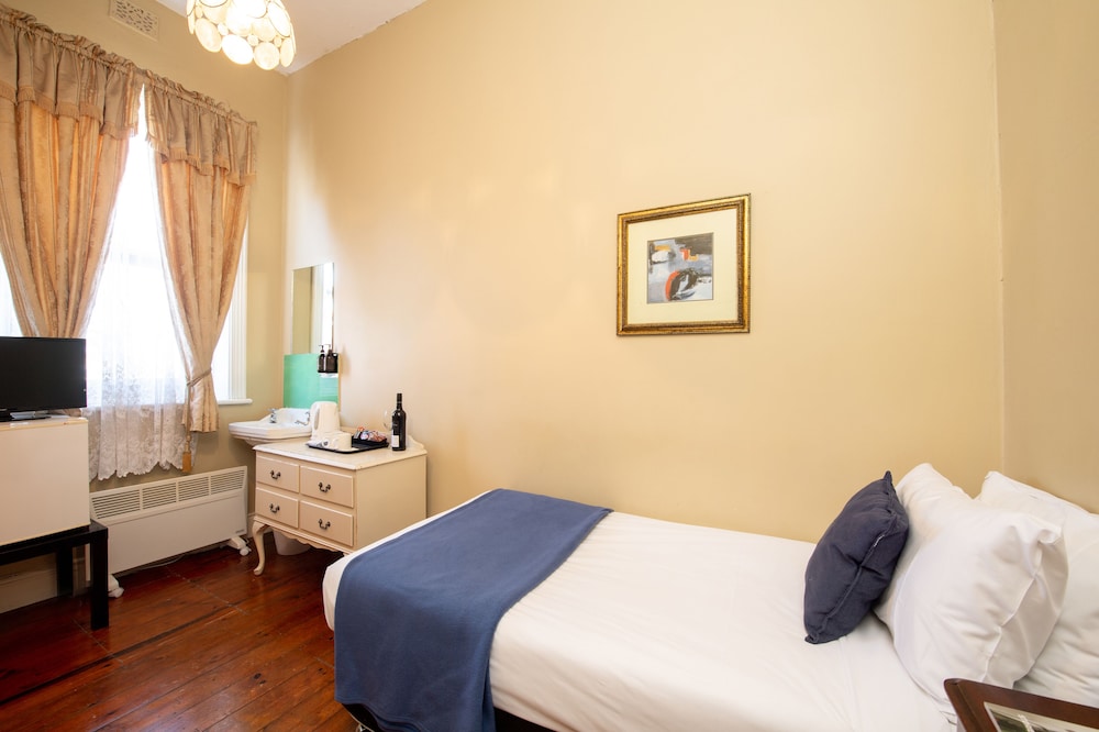 anchorage seafront hotel