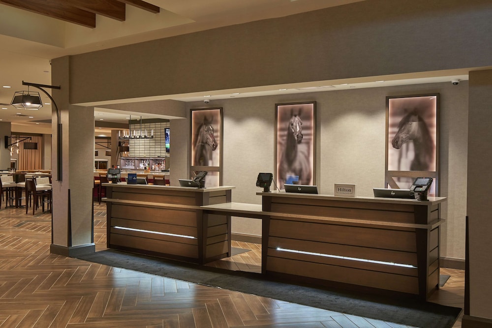 hilton cincinnati airport