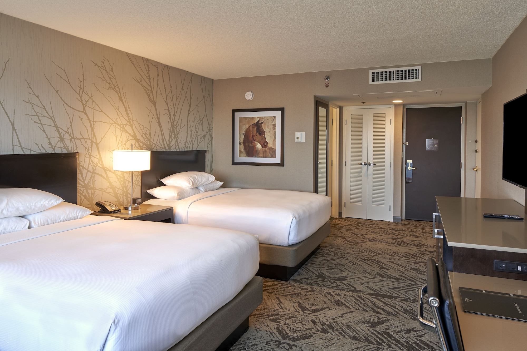 hilton cincinnati airport