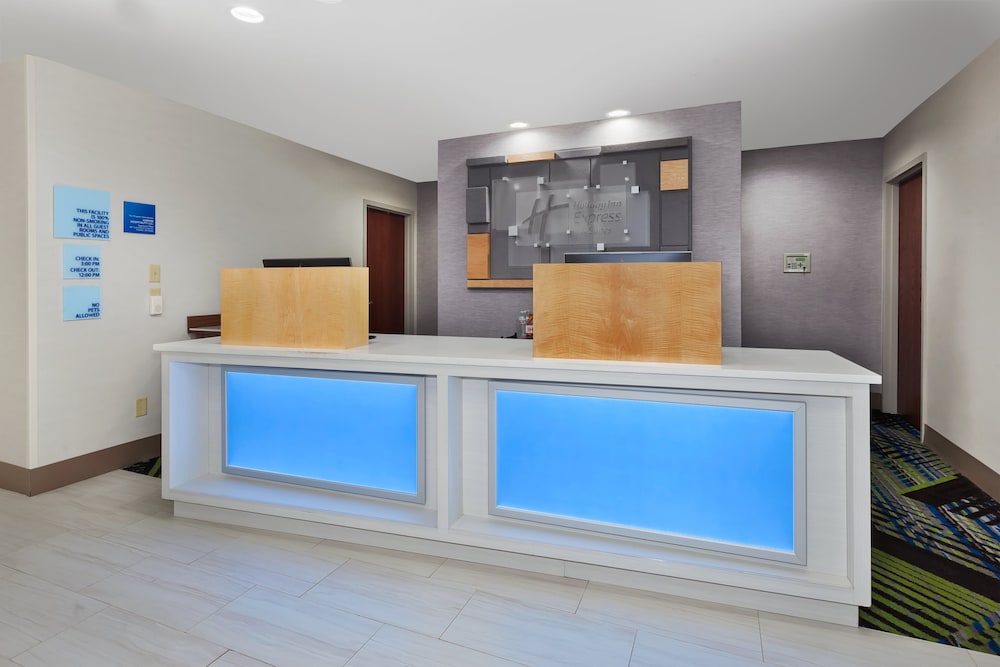 holiday inn express and suites dayton south franklin by ihg