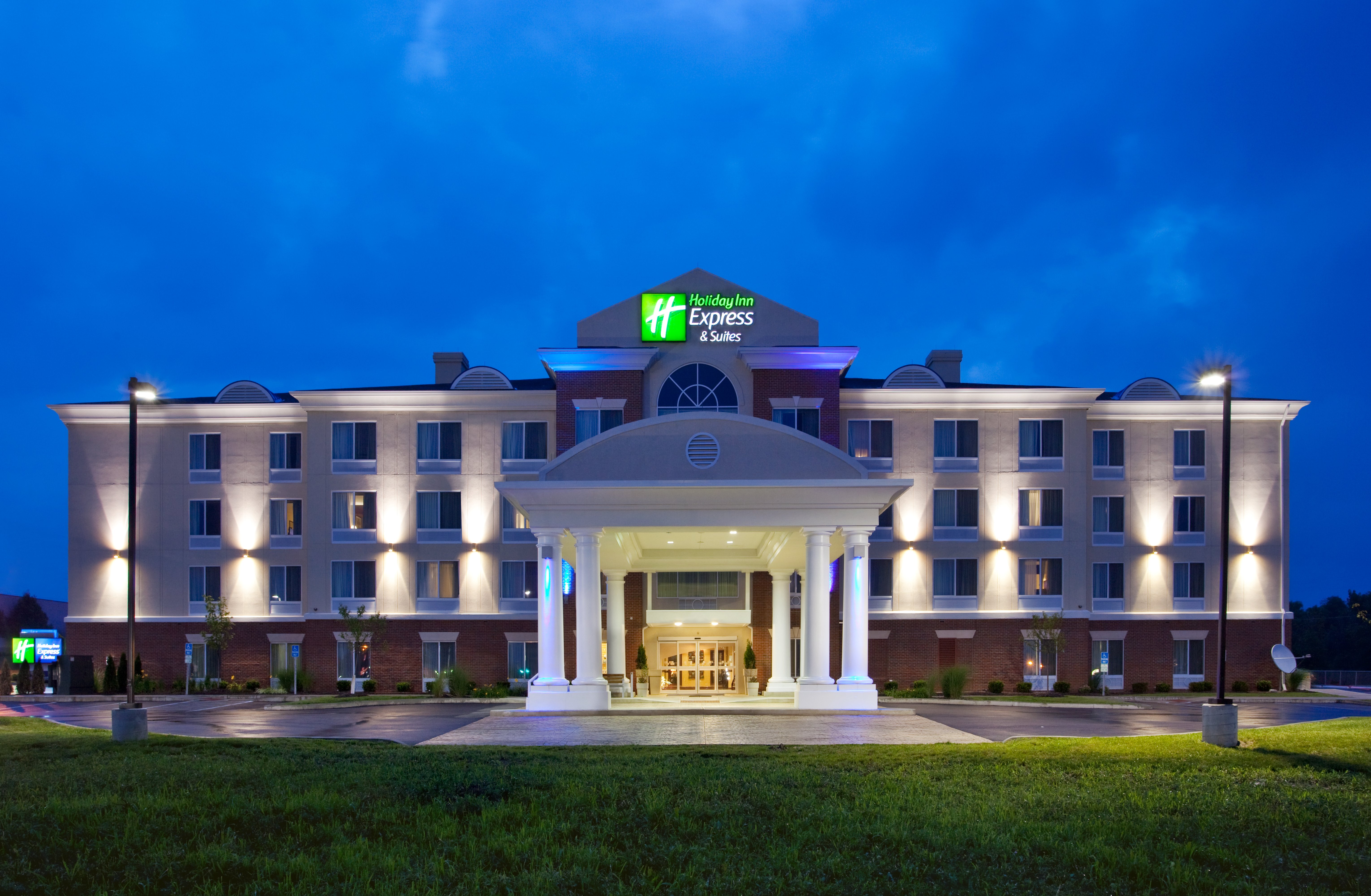 holiday inn express and suites dayton south franklin by ihg