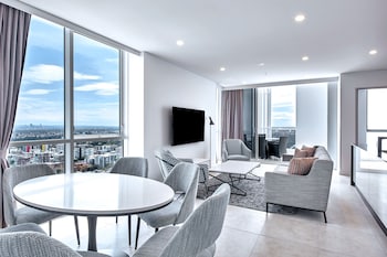 meriton suites liverpool
