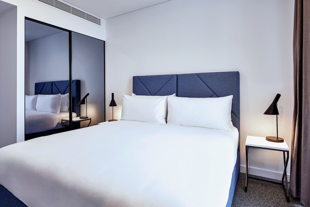 meriton suites liverpool