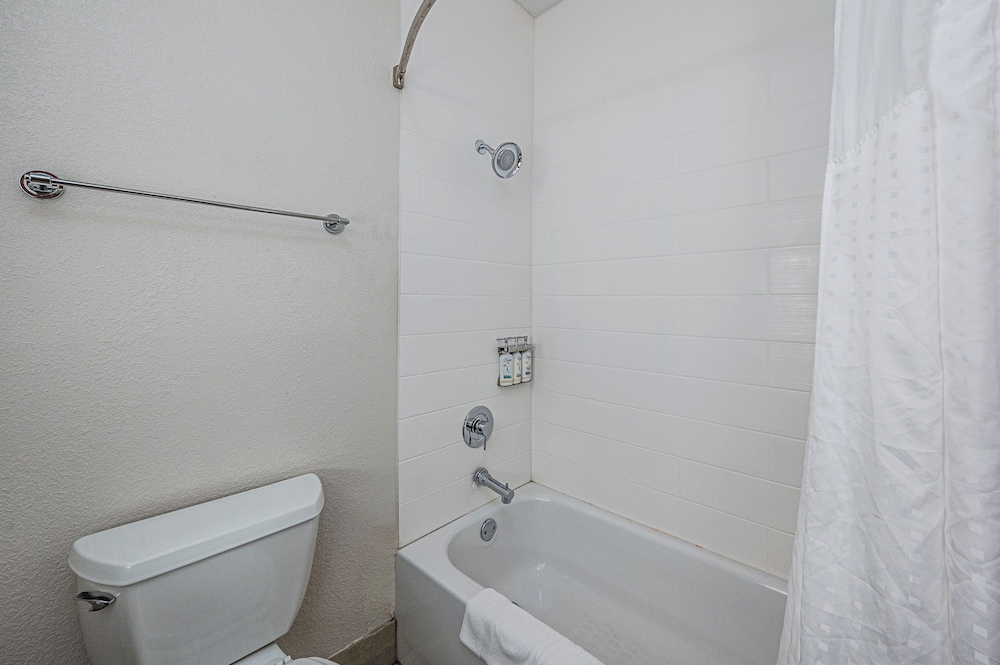holiday inn express and suites franklin ky by ihg