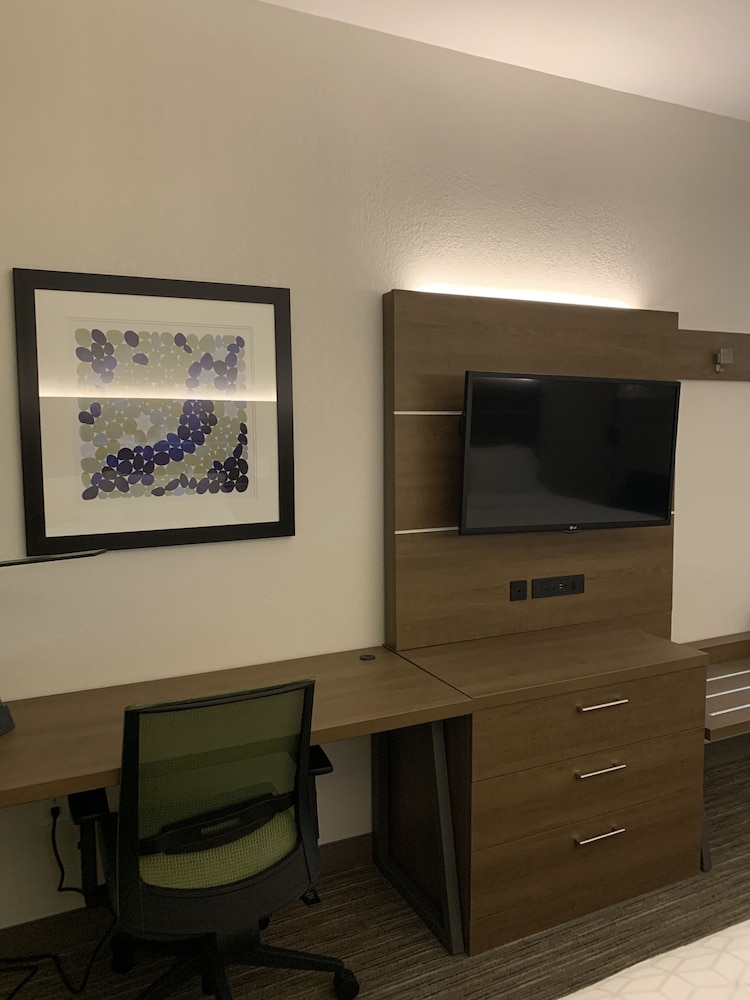 holiday inn express and suites franklin ky by ihg