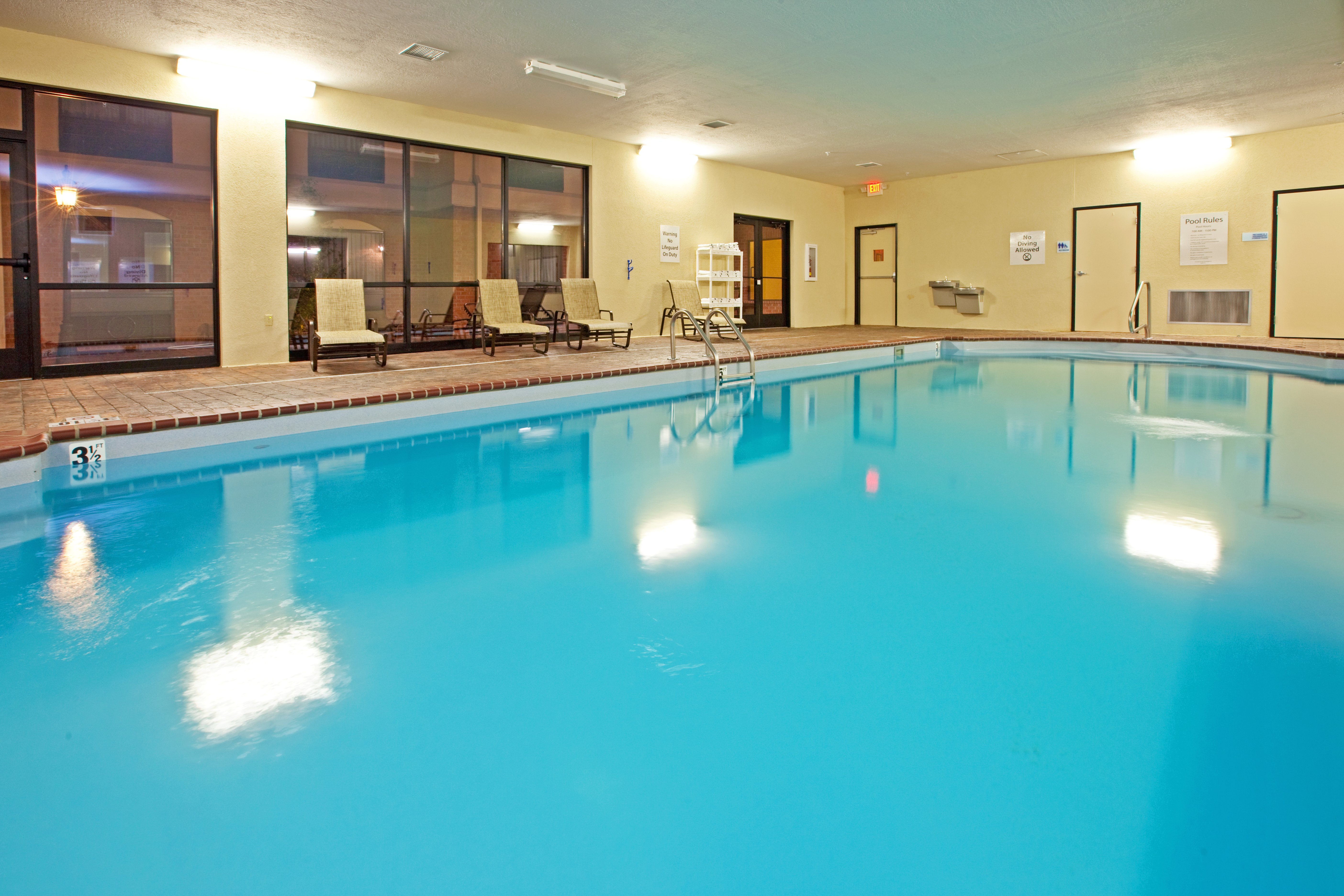 holiday inn express and suites franklin ky by ihg