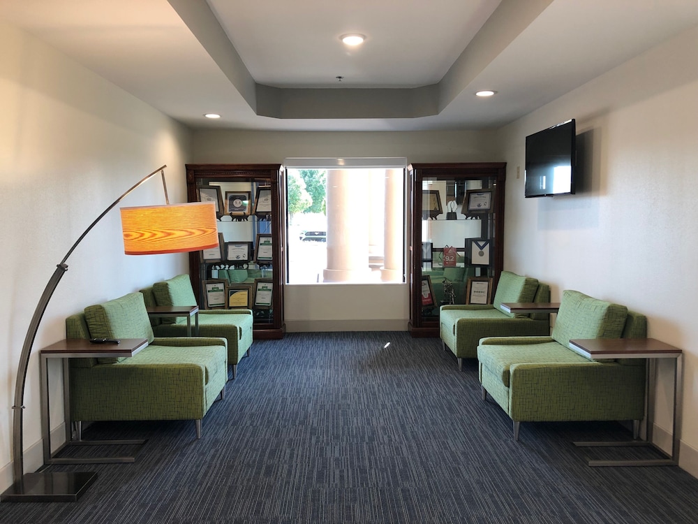 holiday inn express and suites franklin ky by ihg