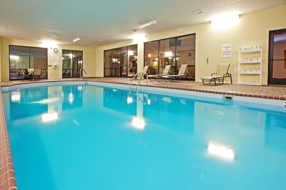 holiday inn express and suites franklin ky by ihg