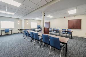 holiday inn express and suites franklin ky by ihg