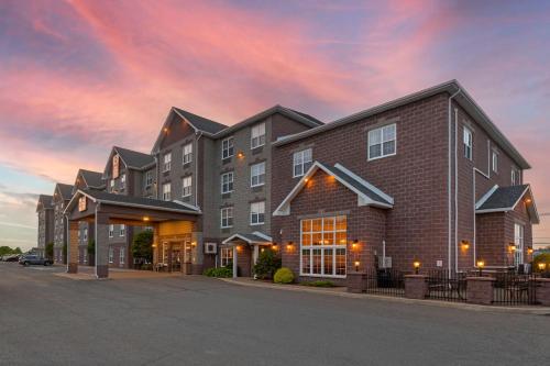 Best Western Plus Fredericton Hotel & Suites,Woodstock>>Fredericton,3 star