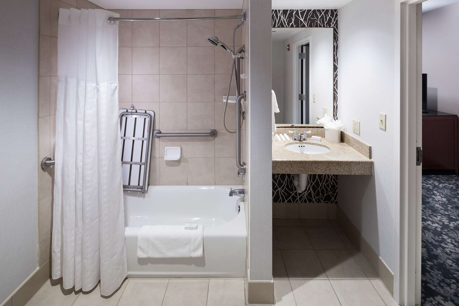 hilton garden inn frisco