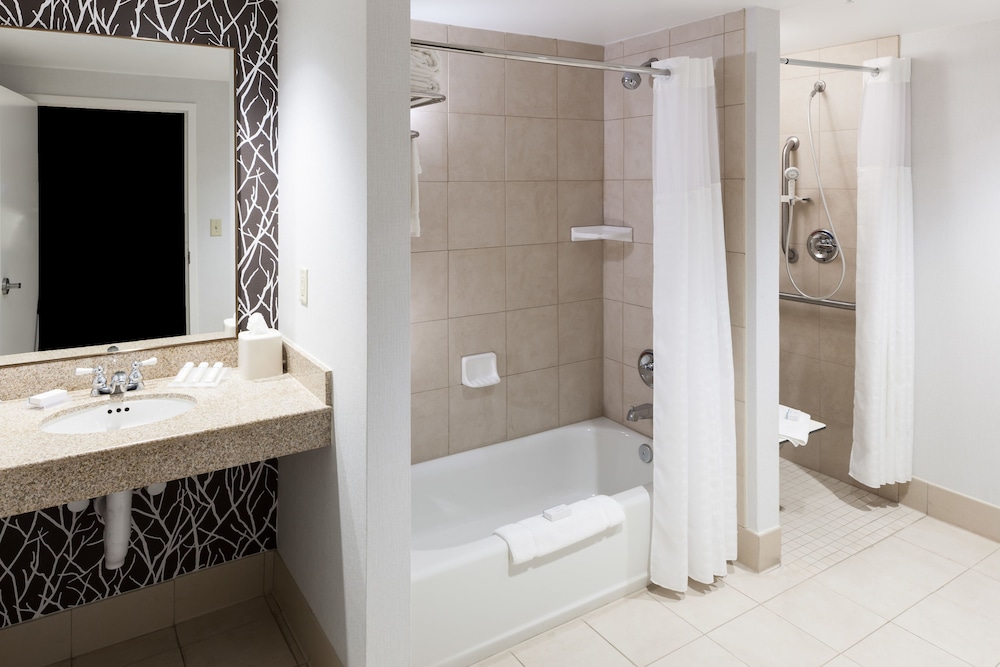 hilton garden inn frisco