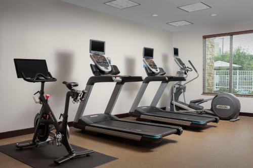 hilton garden inn frisco