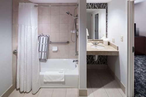 hilton garden inn frisco