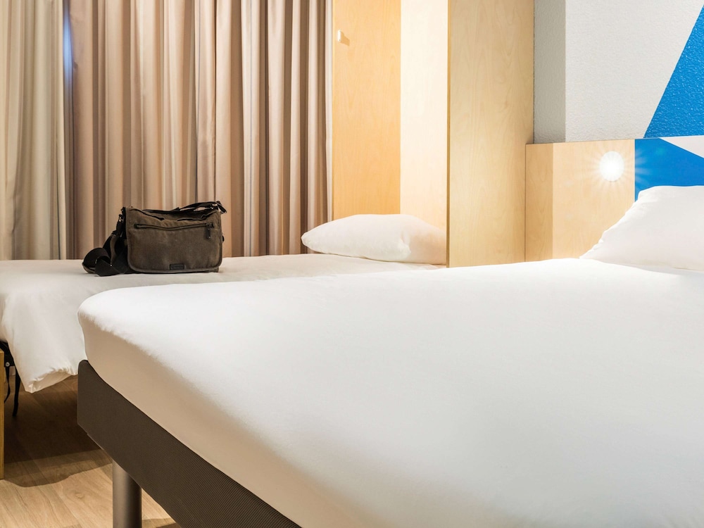 ibis budget tours sud