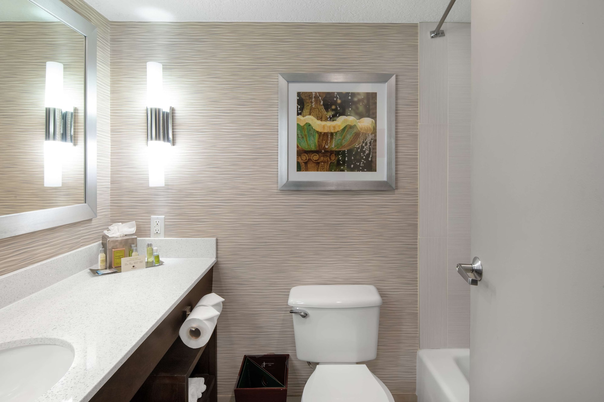 doubletree by hilton hotel jacksonville airport