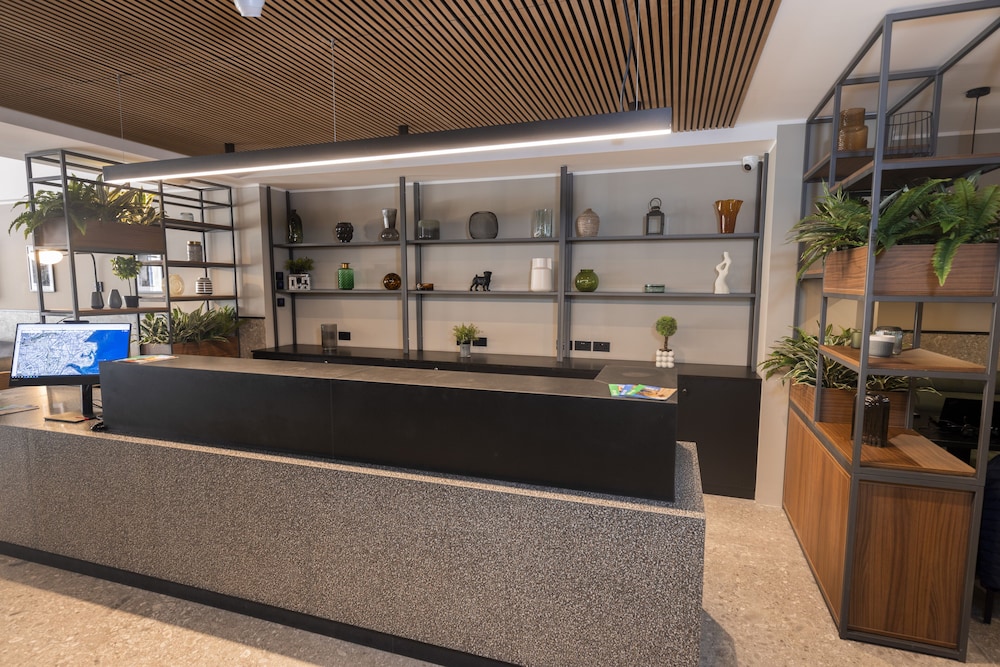 the londoner hotel st julians