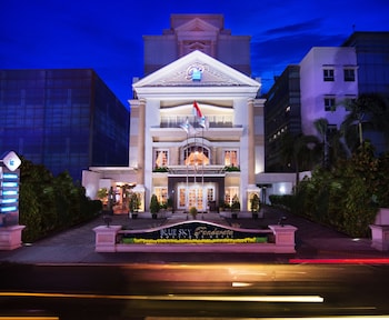 blue sky pandurata boutique hotel