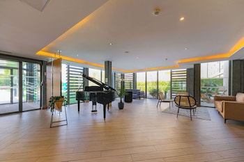 zenitude hotel la valadiere ascend hotel collection