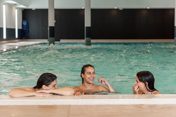 zenitude hotel la valadiere ascend hotel collection