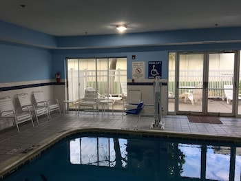 quality inn i 94 near wings stadium