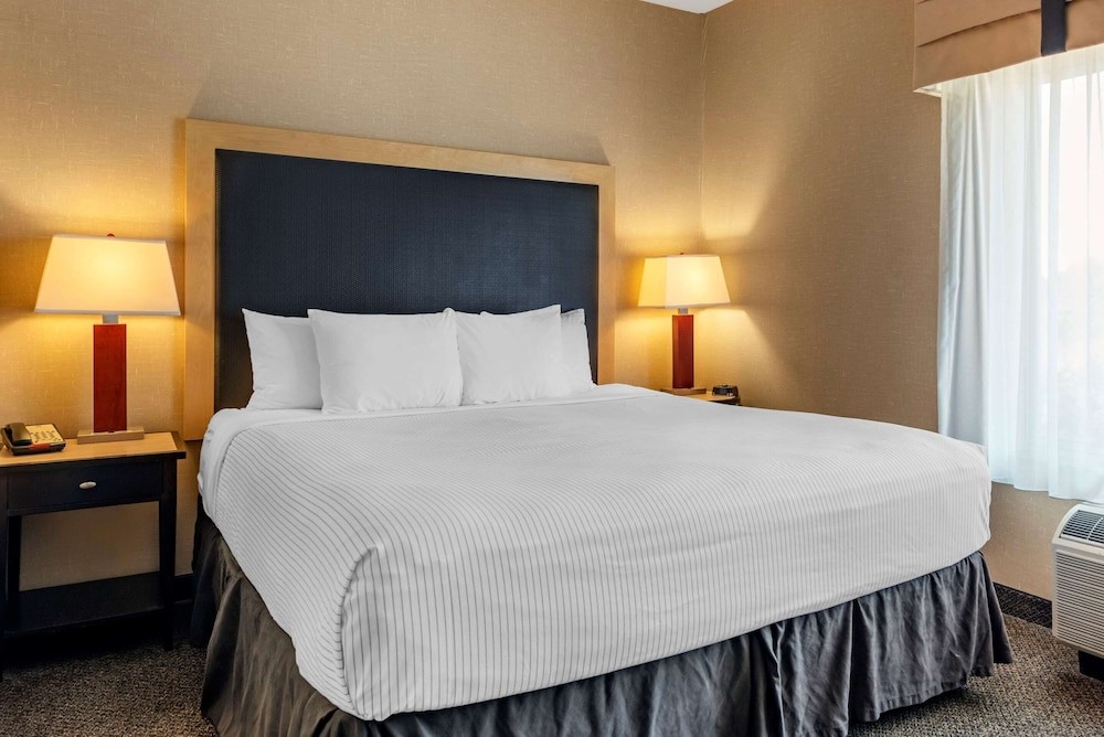 cambria hotel columbus polaris