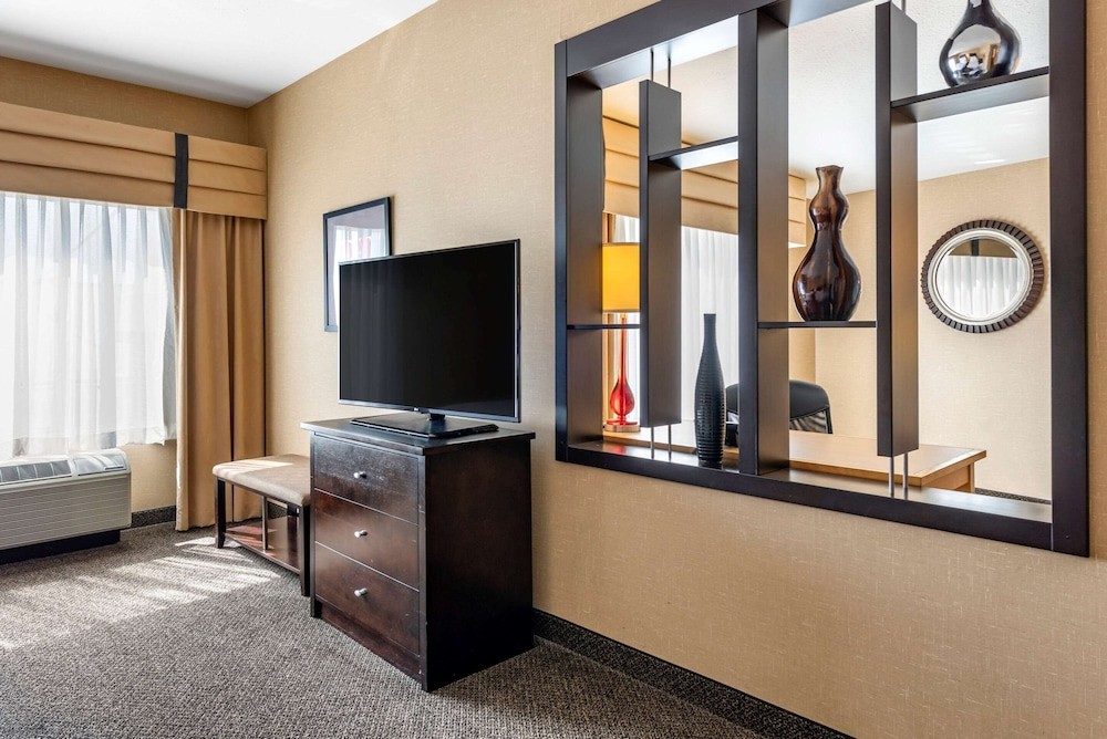 cambria hotel columbus polaris