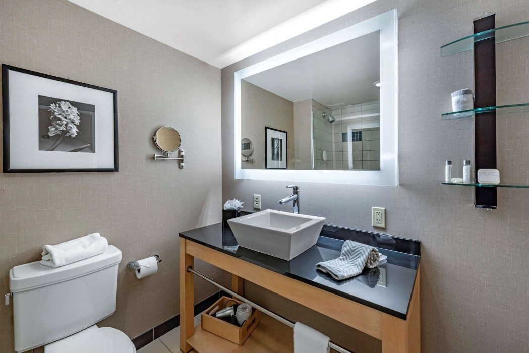 cambria hotel columbus polaris