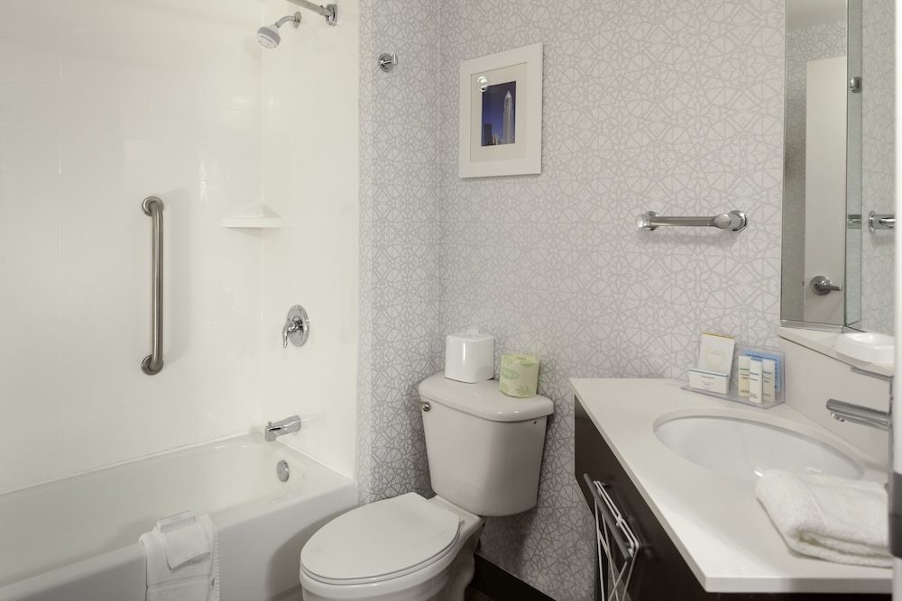 hampton inn and suites concord charlotte