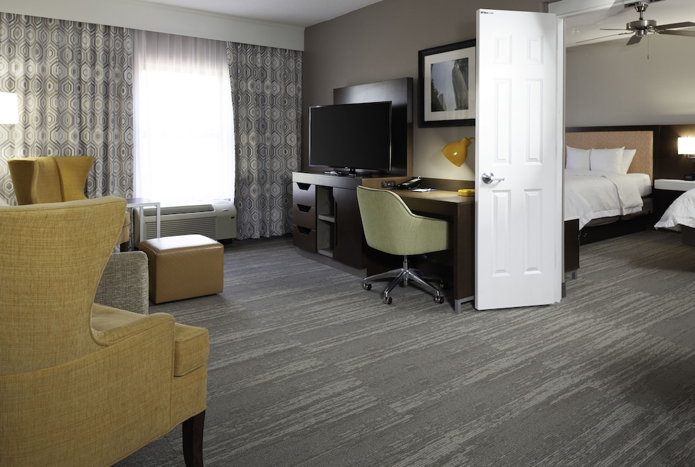 hampton inn and suites concord charlotte