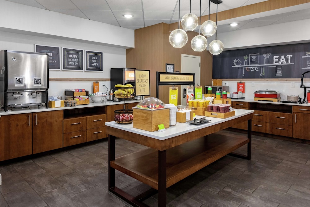 hampton inn and suites concord charlotte