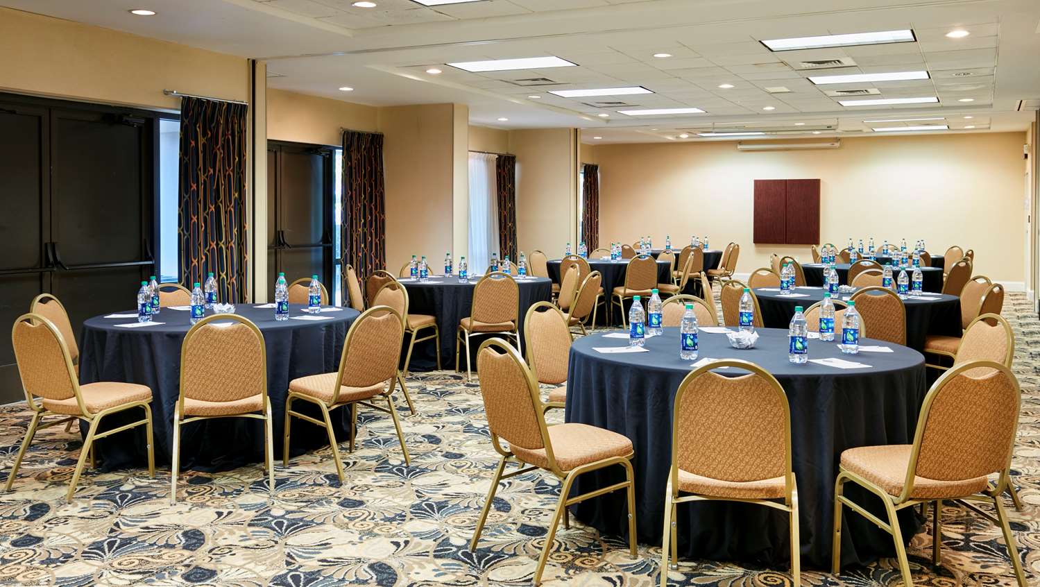 hampton inn and suites concord charlotte