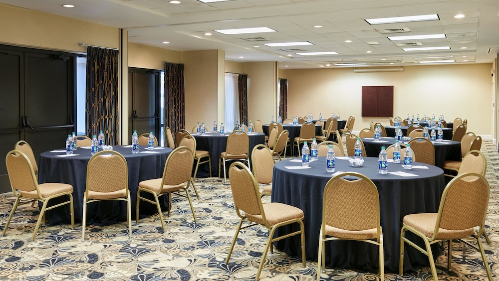 hampton inn and suites concord charlotte
