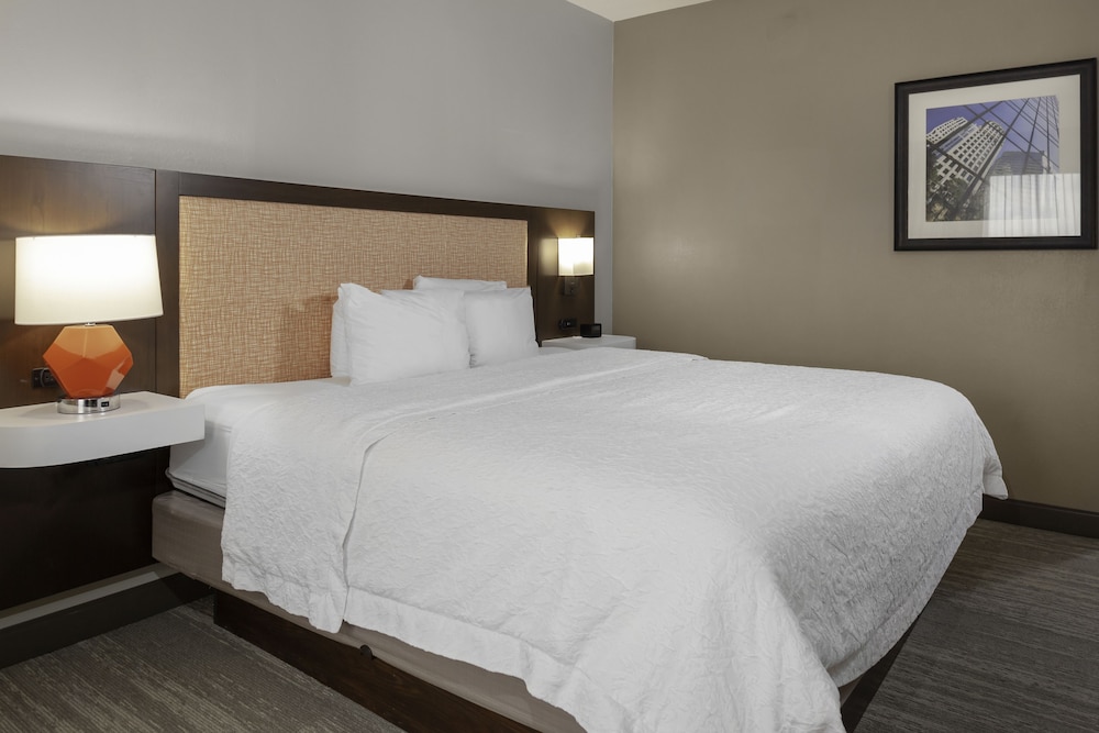 hampton inn and suites concord charlotte