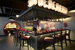 grand mercure bangkok atrium